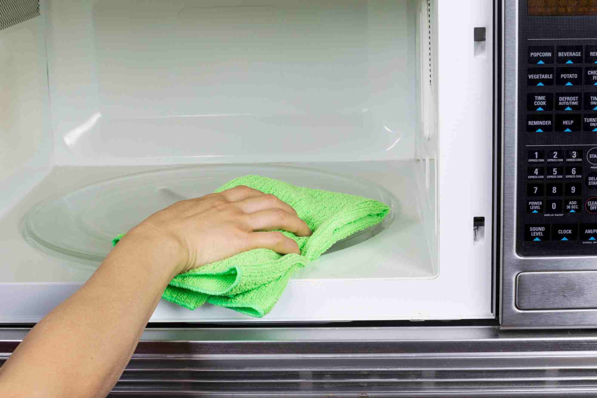 How to Clean a Kitchen Sponge in the Microwave