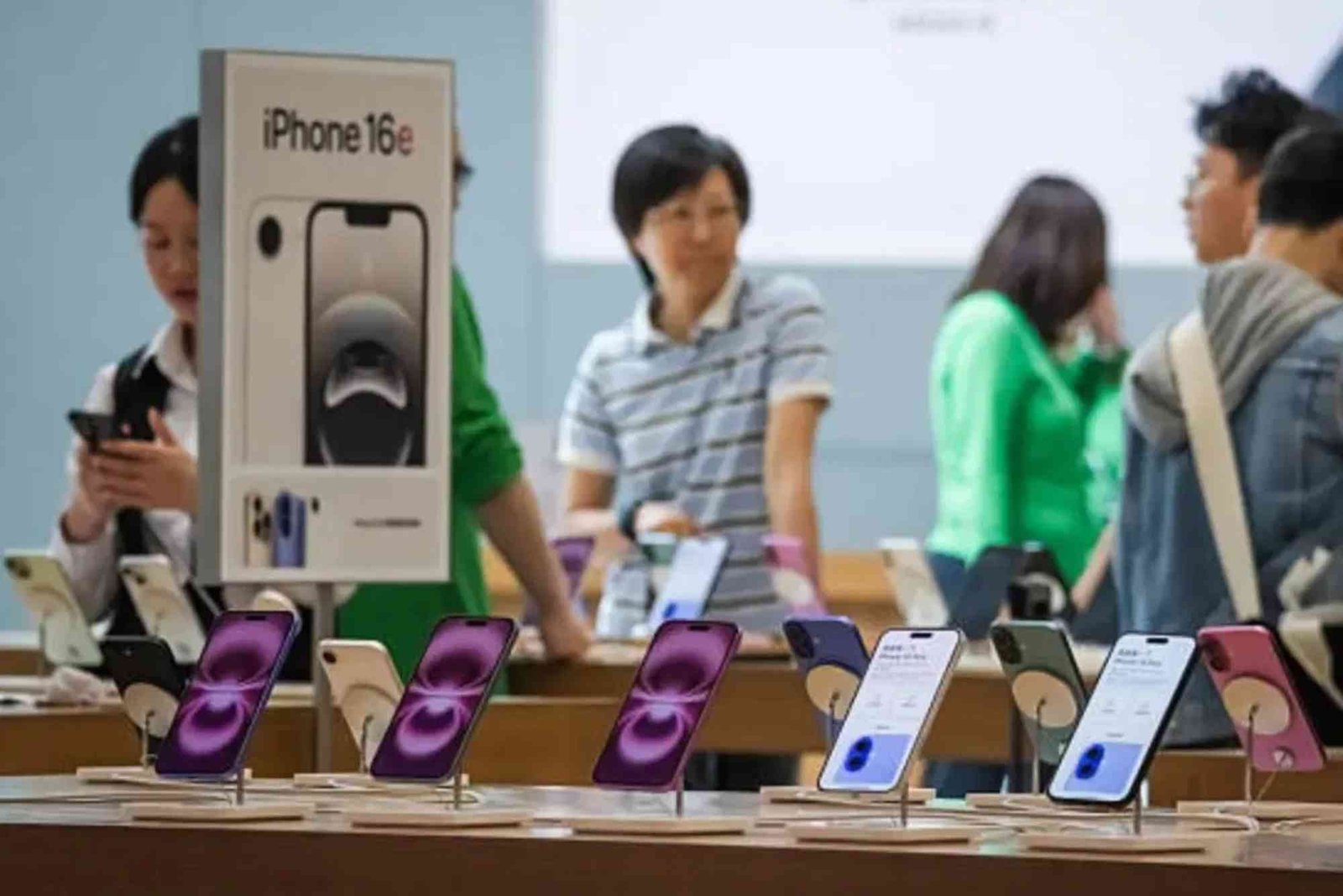 الشركات الأكثر ابتكاراً في سوق الهواتف 2025