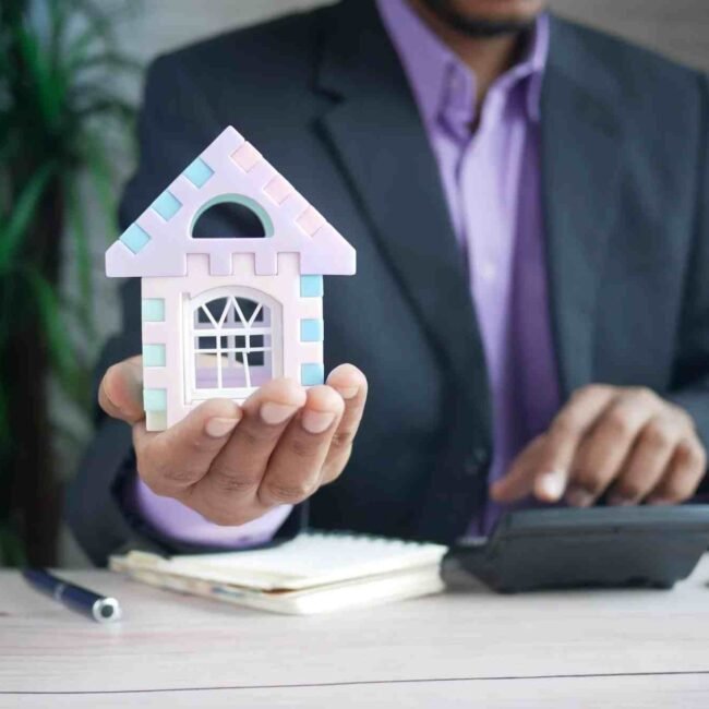 How to Build Wealth Gradually Through Real Estate